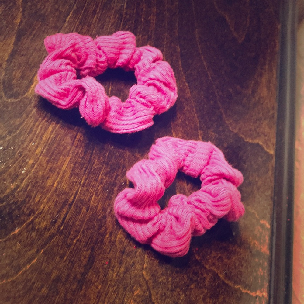 2. Scrunchies